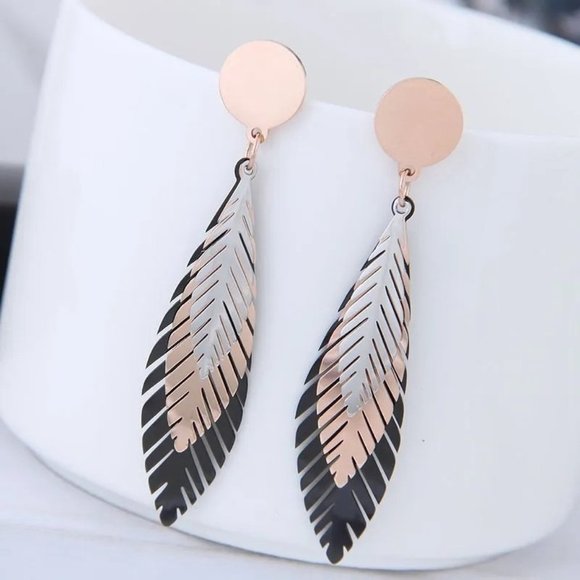 Rockabit Jewelry - Boho Tri Color Silver Rose Gold Black Feather Leaves Drop Dangle Earrings A0100